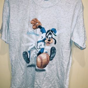 NWT Vintage Grey Disney Goofy Baseball T Shirt